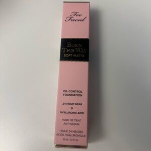 Too Faced Soft Matte Foundation